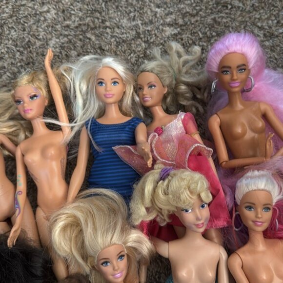 Barbie Bundle - Picture 3 of 6